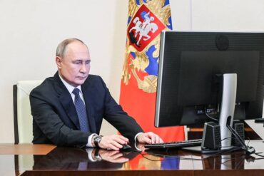 Putin Wants Russia to Make Its Own Gaming Consoles